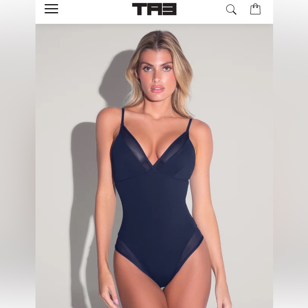 TA3 Meshy One Piece